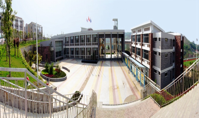 重庆第一双语学校图片图片